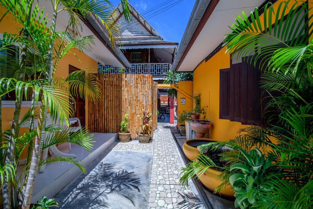 Victor Guesthouse HHQ Exterior photo