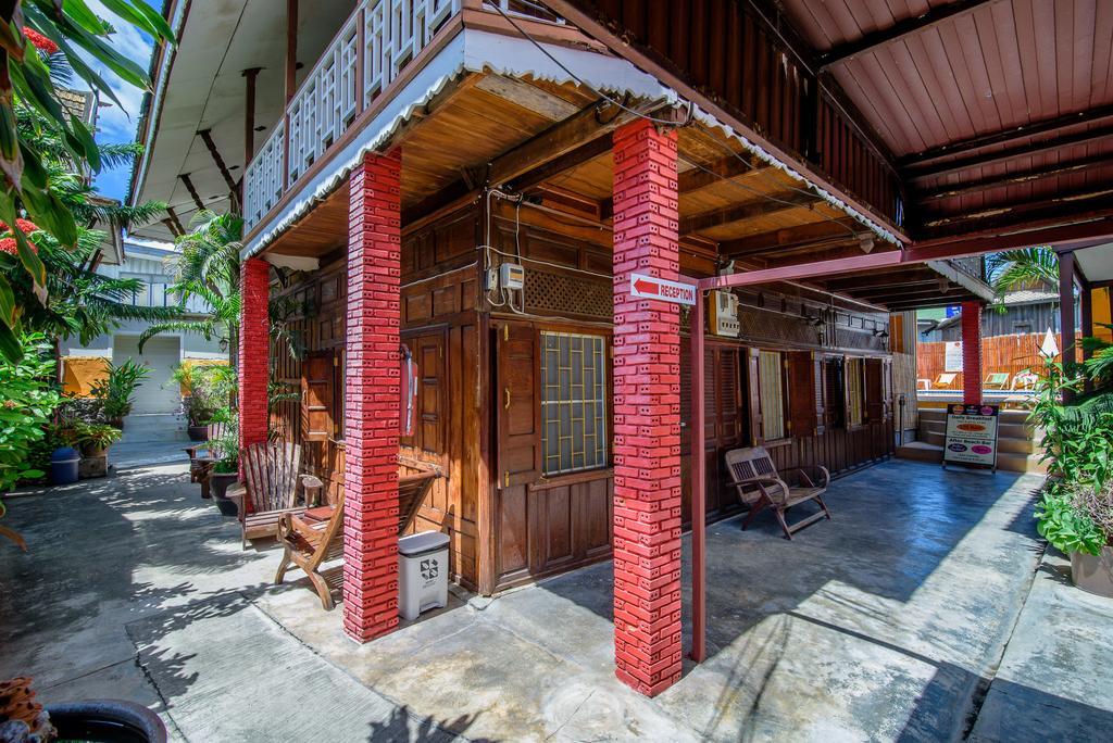 Victor Guesthouse HHQ Exterior photo