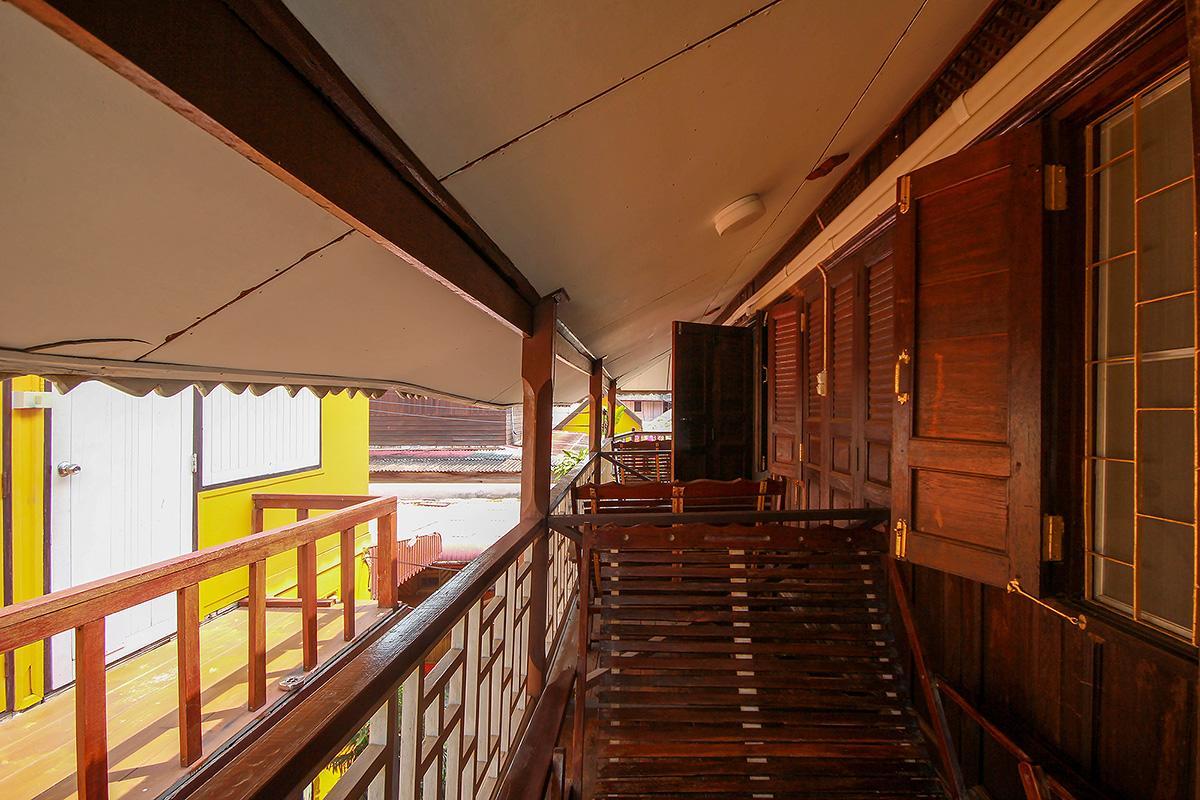 Victor Guesthouse HHQ Exterior photo